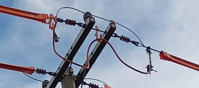 Suporte para Cabo Jumper — MAXX Elétrica Solar, Teresina-PI