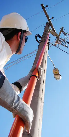 Vara de Manobra Telescópica — MAXX Elétrica Solar, Teresina-PI
